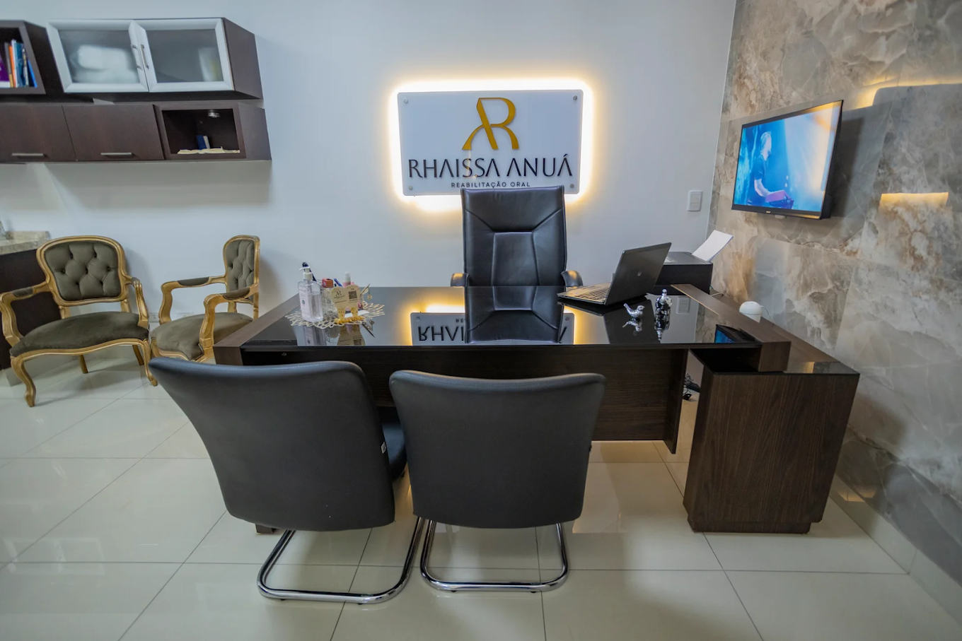 Ambiente do consultório odontológico da Dra. Rhaissa Anuá no Setor Aeroporto, Goiânia